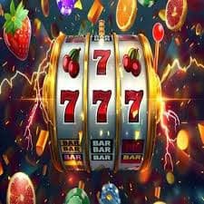 Màn hình điện thoại hiển thị giao diện do ve so tối ưu mobile với menu cá cược và Live Casino